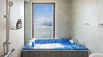 Namhae Briant Oceanview Spa Pension