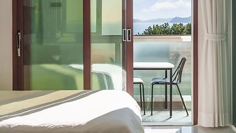 Namhae Briant Oceanview Spa Pension