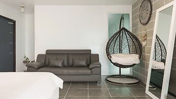 Namhae Briant Oceanview Spa Pension