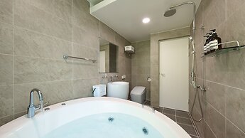Namhae Briant Oceanview Spa Pension