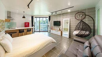 Namhae Briant Oceanview Spa Pension