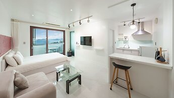Namhae Briant Oceanview Spa Pension