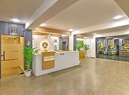 SkyLuxuria Hotel & Service Apartments