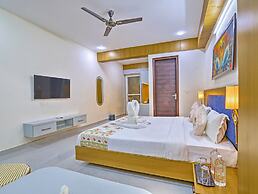 SkyLuxuria Hotel & Service Apartments