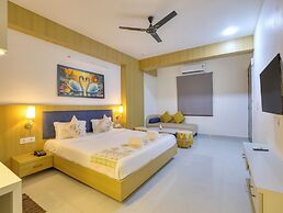 SkyLuxuria Hotel & Service Apartments