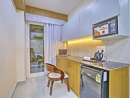 SkyLuxuria Hotel & Service Apartments