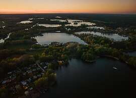 Havel Houseboat Serenity