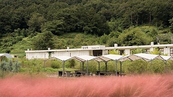 Boeun Ilsanghwa Glamping
