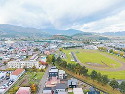 THE SHIMMER FURANO