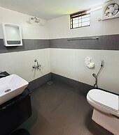 Maadathil cottages & Beach resort