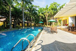 Green Bungalow Garden Resort