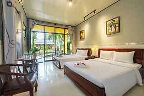 Green Bungalow Garden Resort