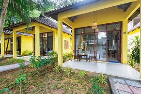 Green Bungalow Garden Resort
