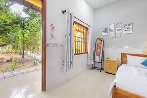 Green Bungalow Garden Resort