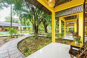 Green Bungalow Garden Resort