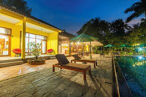 Green Bungalow Garden Resort