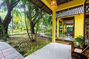 Green Bungalow Garden Resort
