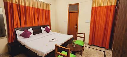 Hotel Prisha Stay Lucknow