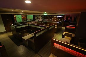 Breeze Palace