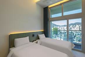 NewCZ Nampo Hotel
