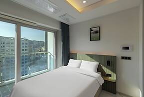 NewCZ Nampo Hotel