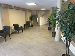 Grand Cennet Beach Hotel