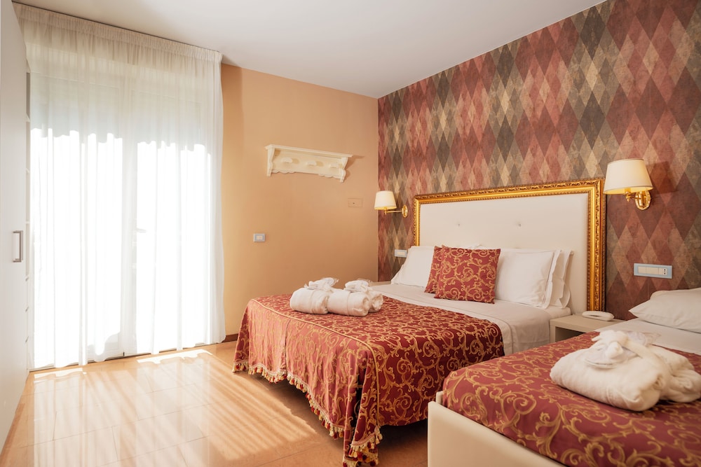 Hotel Lady Mary