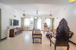 Amara Chairmans Bungalow