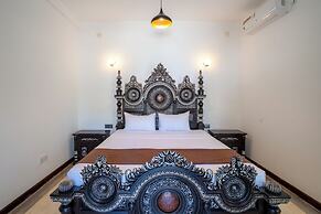 Amara Chairmans Bungalow