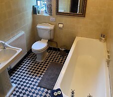 Rowden Abbey B&B