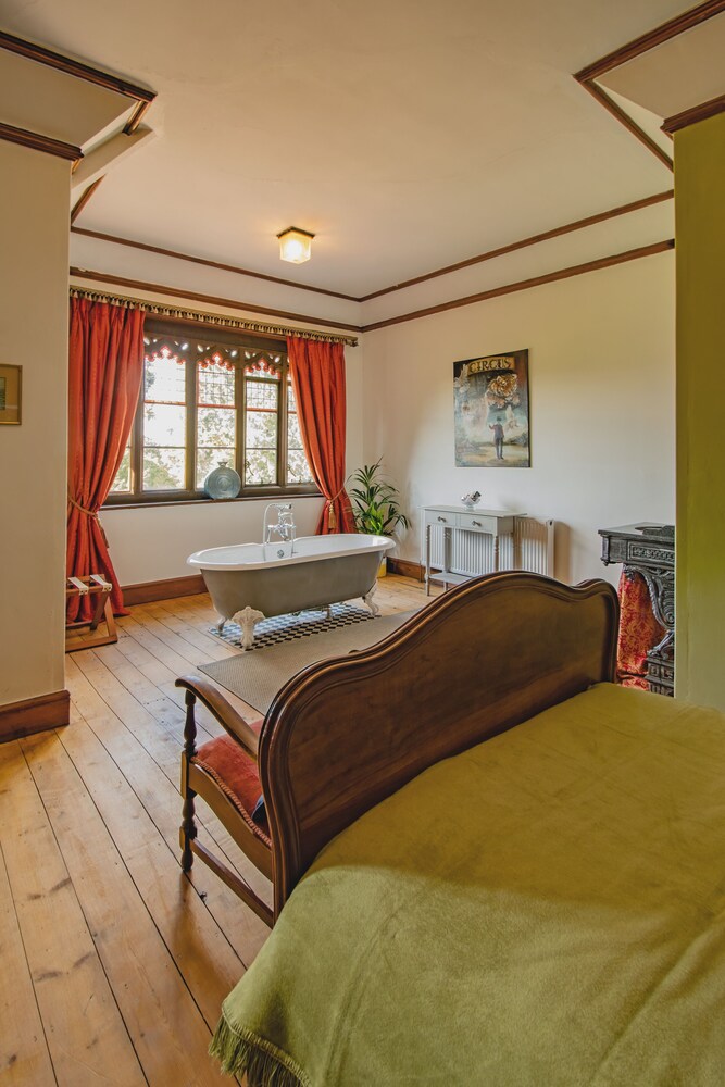 Rowden Abbey B&B