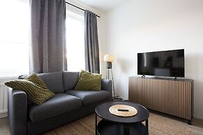 Beautiful Studio in Heart of Downtown
