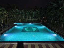 plumeria resort