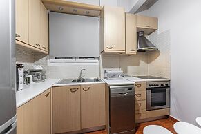 Alopece City Apartment