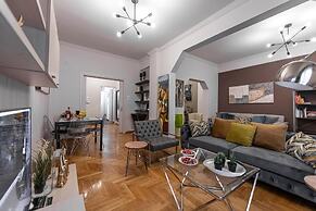 Alopece City Apartment