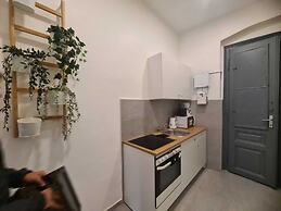 Smart Stay Near Stadthalle