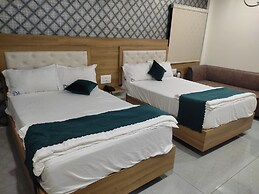 Hotel NVR Grand
