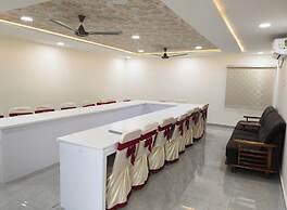 Hotel NVR Grand