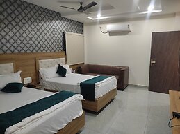 Hotel NVR Grand