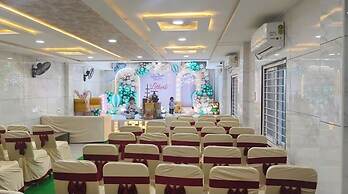 Hotel NVR Grand