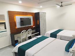 Hotel NVR Grand