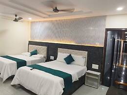 Hotel NVR Grand
