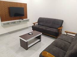 Hotel NVR Grand