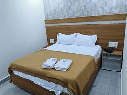 Hotel NVR Grand