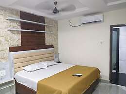 Hotel NVR Grand