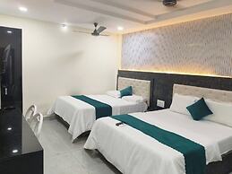 Hotel NVR Grand