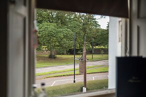 Open Arms Hotel