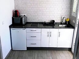 Estudio con Terraza y aire acondicionado