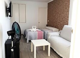 Estudio con Terraza y aire acondicionado