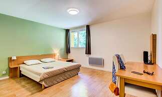 Apartment in La Feclaz With Ski Access
